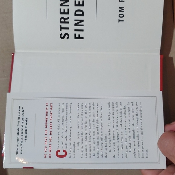 📚 Strengths Finder 2.0 Tom Rath hardcover book - Picture 3 of 14